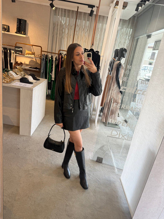 Jaqueta Resinada Com Bolsos Frontais Colcci