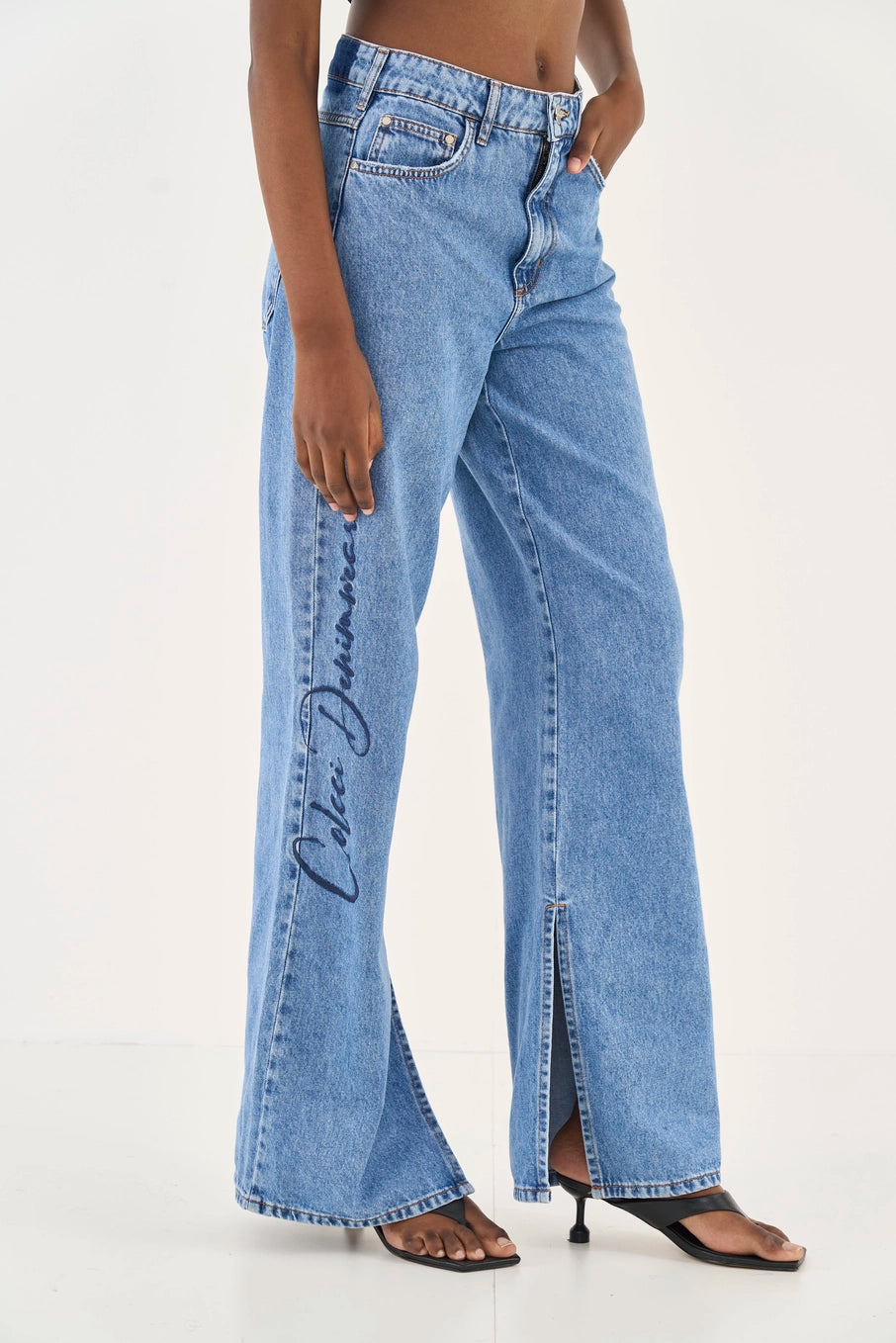 Calça Jeans Juliette Wide Leg Com Bordado Colcci