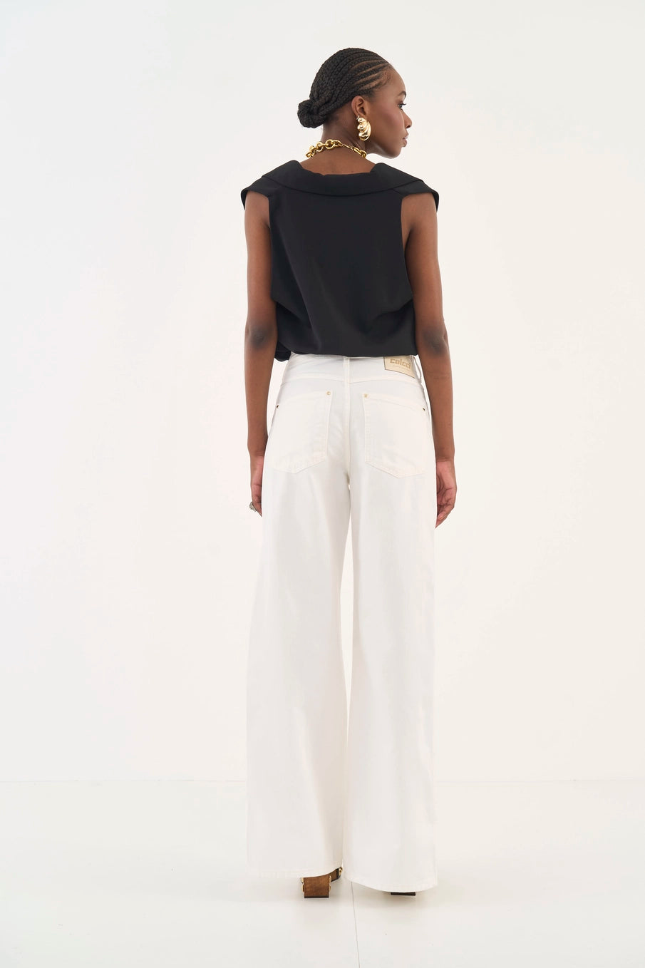 Calça Em Sarja Juliette Wide Leg Com Racha Colcci