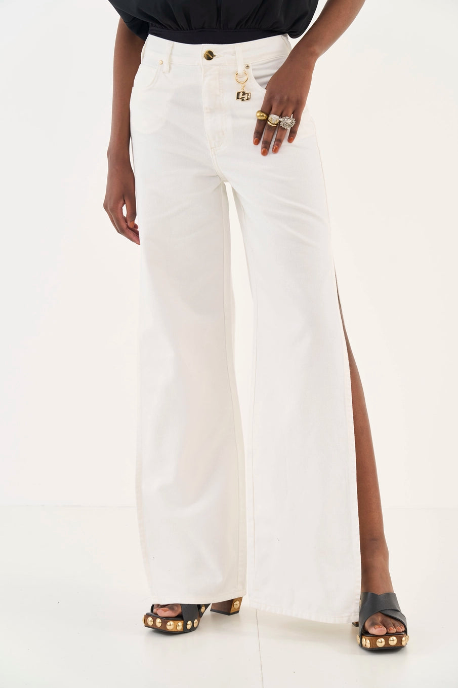 Calça Em Sarja Juliette Wide Leg Com Racha Colcci