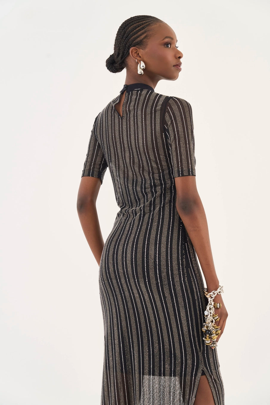 Vestido Midi Em Tule Com Aplicação Colcci