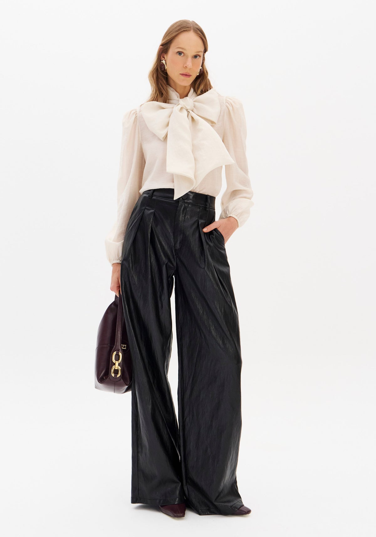 Blusa com Laço Lança Perfume