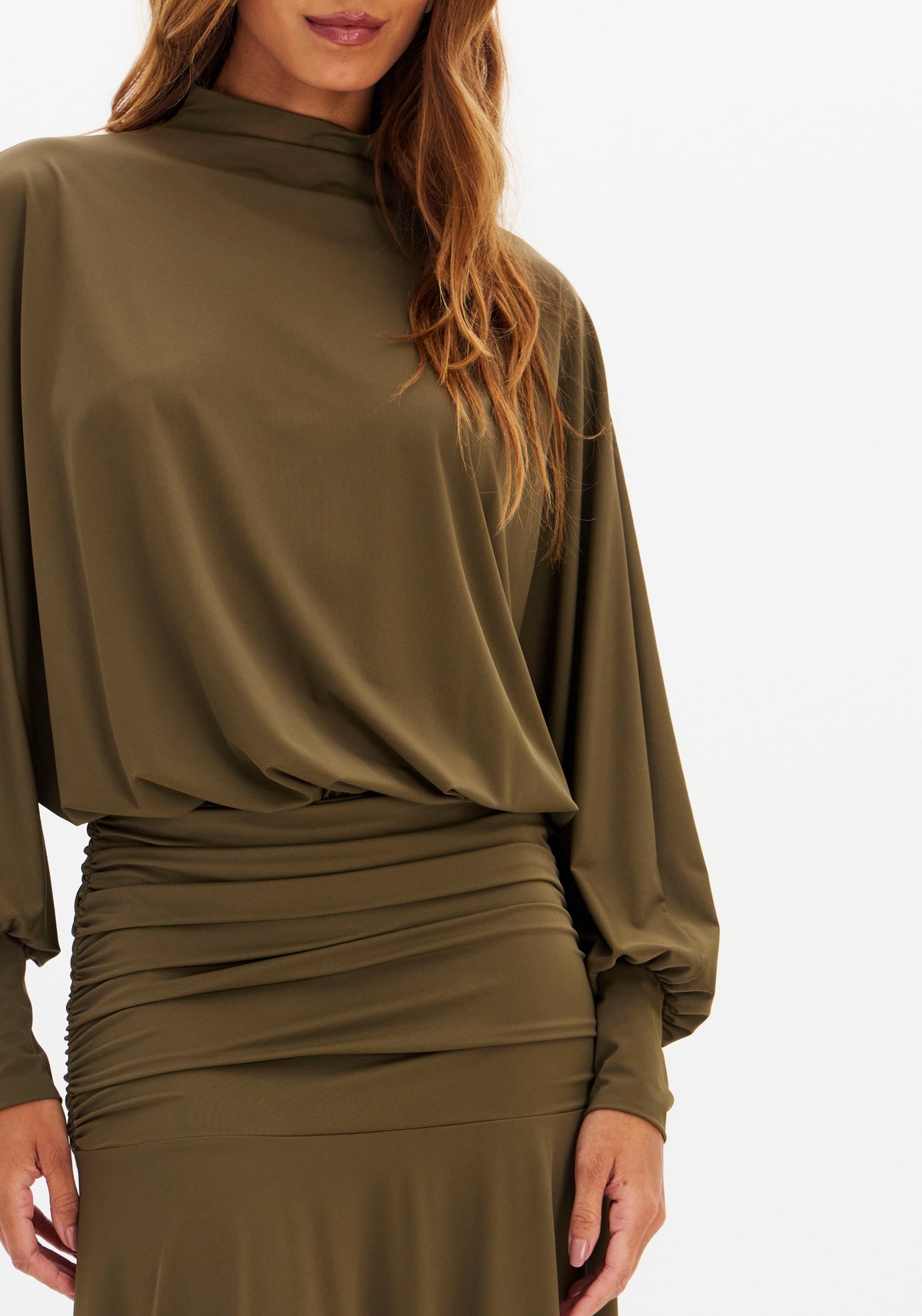 Vestido Longo com gola Lança Perfume
