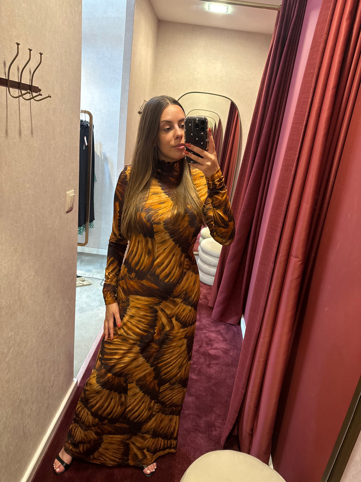 VESTIDO JUSTO PADRÃO LANÇA PERFUME
