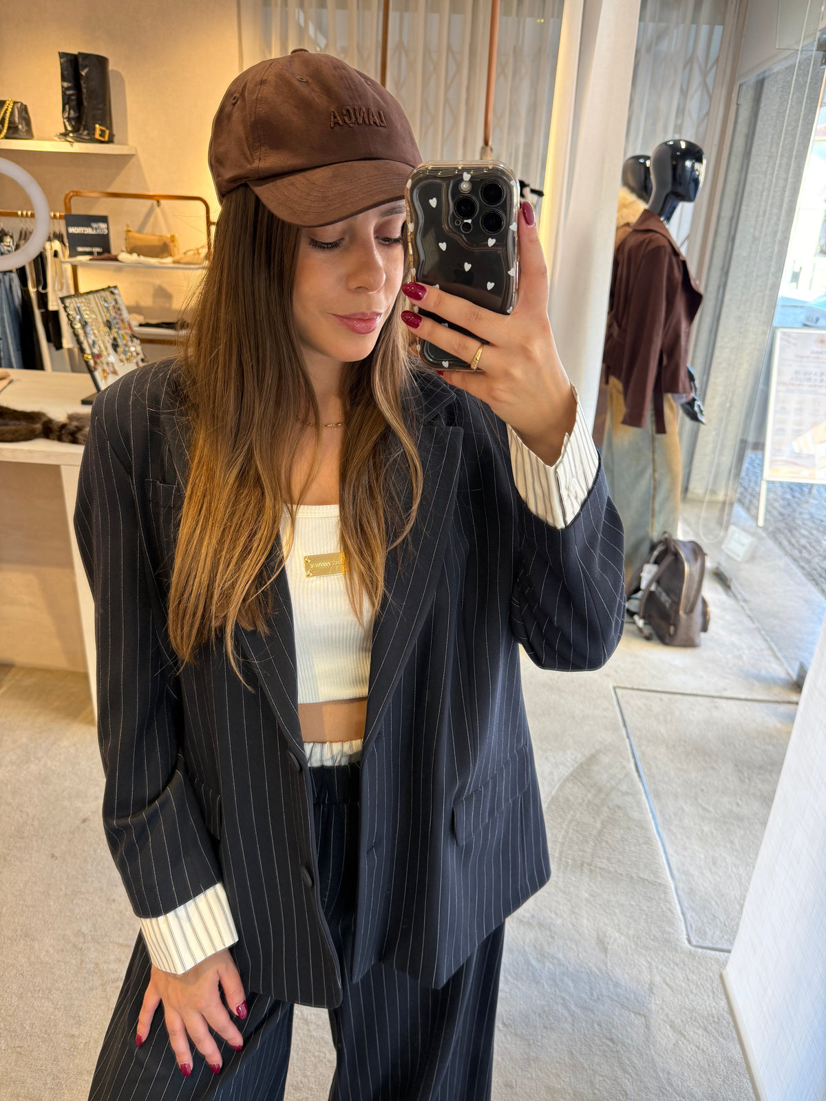 Blazer com risca de giz e bordado Denny Rose
