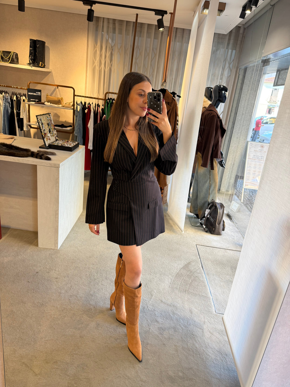 Vestido com risca giz Denny Rose