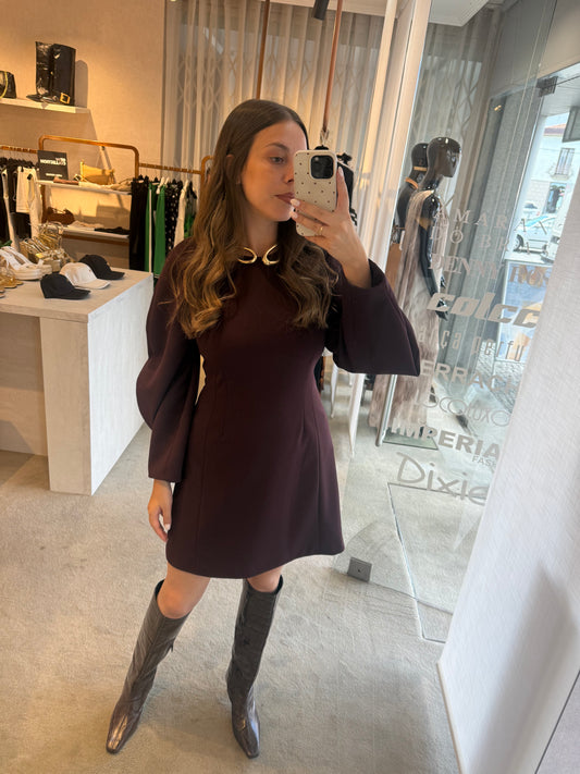 Vestido com colar Imperial