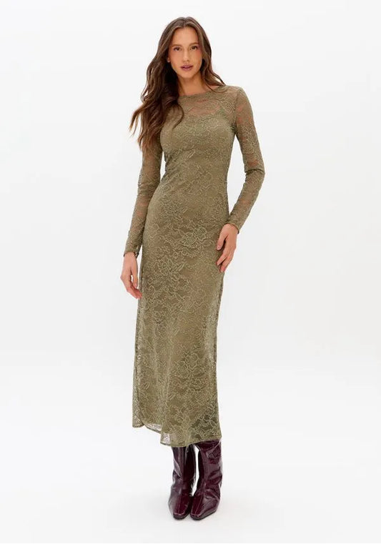 VESTIDO RENDADO LANÇA PERFUME