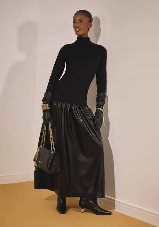 Vestido Evase Lança Perfume